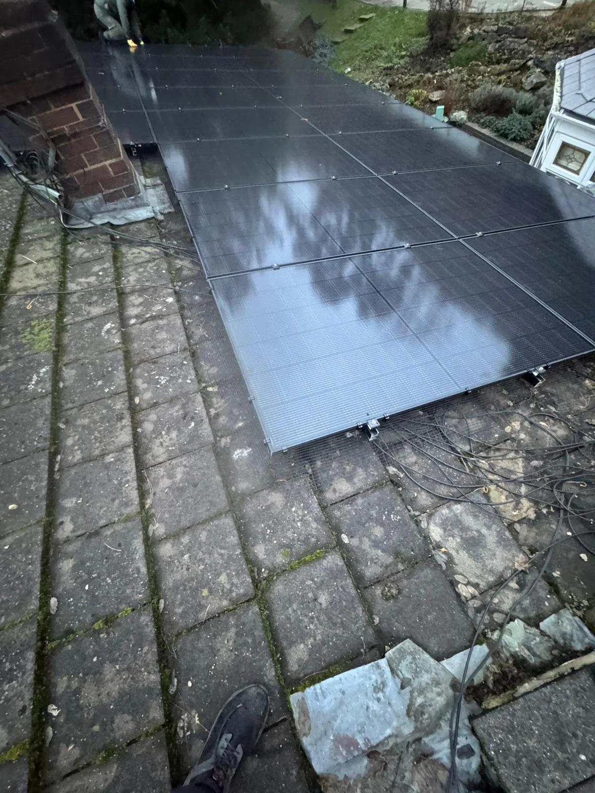 Flat roof solar panel installation