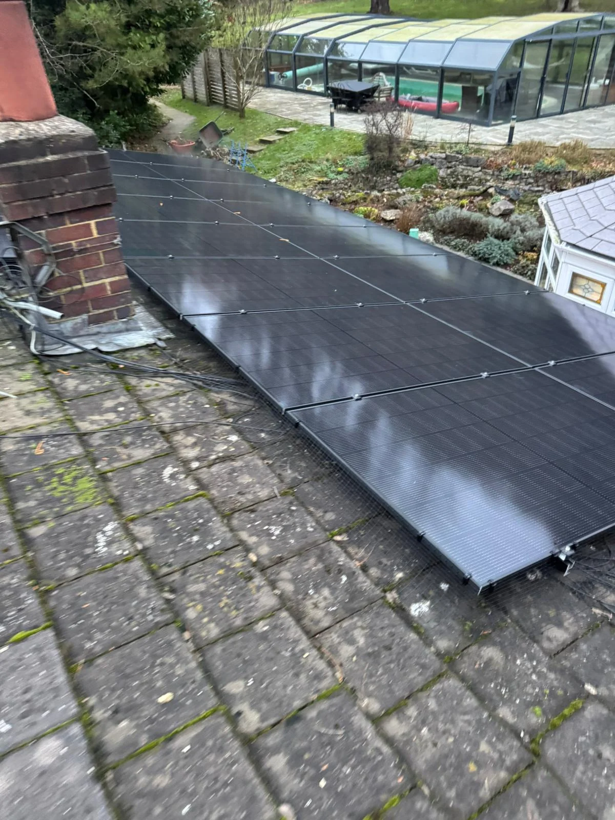 Residential flat roof solar panels